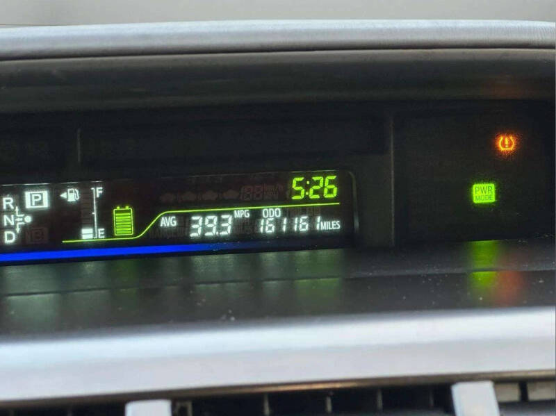 2013 Toyota Prius v Five