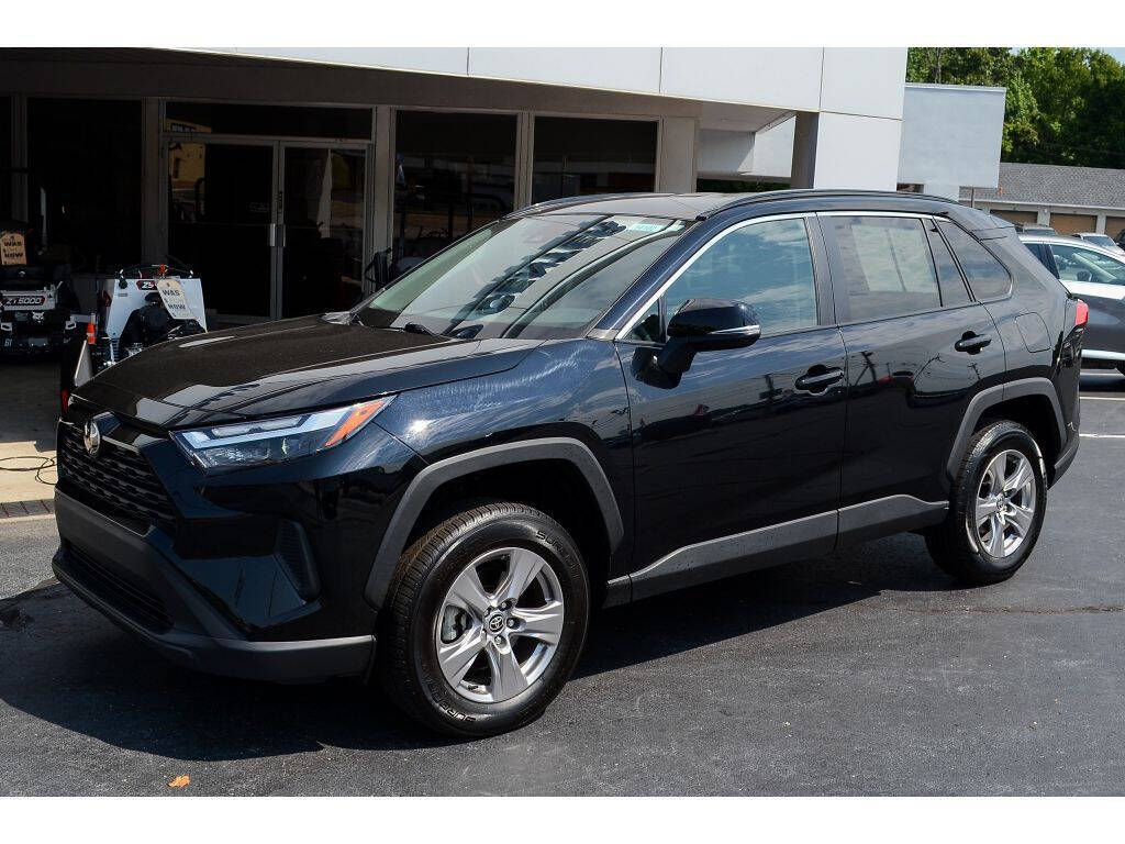 2022 Toyota RAV4 for sale at EARL DUFF PRE-OWNED CENTER in Harriman, TN