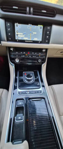 2017 Jaguar XF 20d Premium
