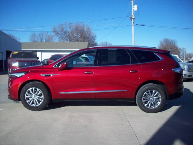 Used 2023 Buick Enclave Premium with VIN 5GAEVBKW2PJ128394 for sale in Kansas City