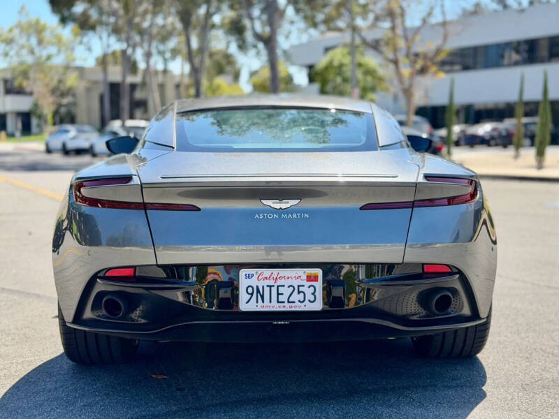 2017 Aston Martin DB11