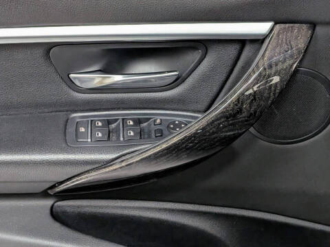 2017 BMW 3 Series 330e iPerformance