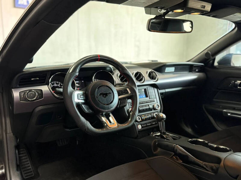 2017 Ford Mustang