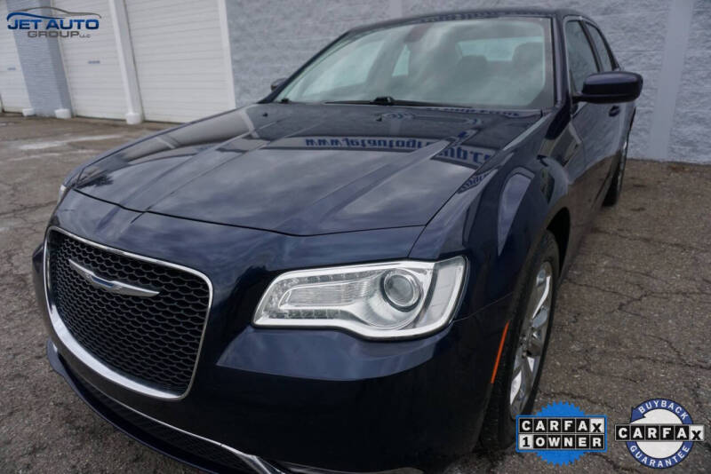 2015 Chrysler 300 Limited