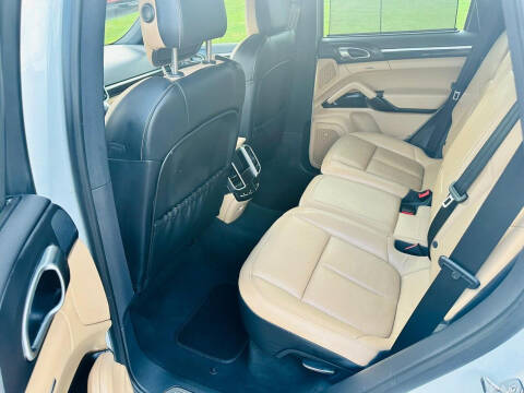 2014 Porsche Cayenne