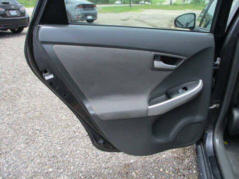 2010 Toyota Prius III
