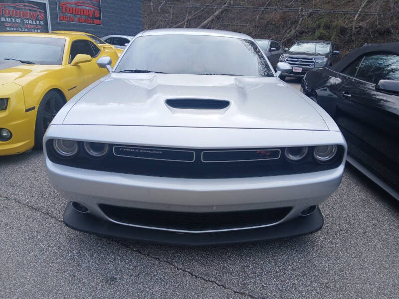 2020 Dodge Challenger R/T's photo