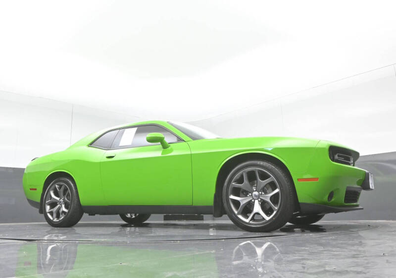 2017 Dodge Challenger SXT