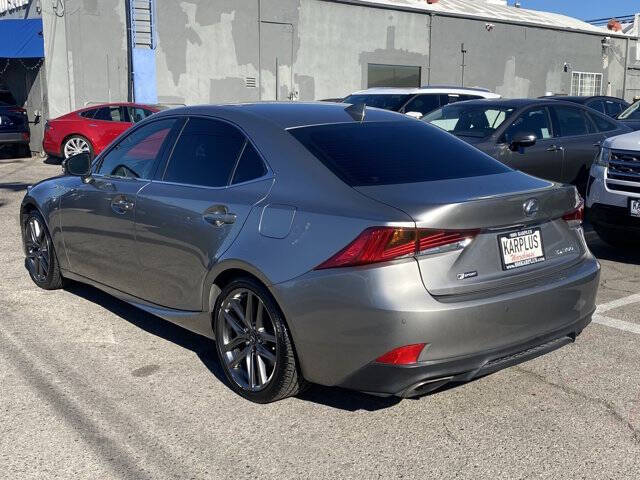 2018 Lexus IS 300
