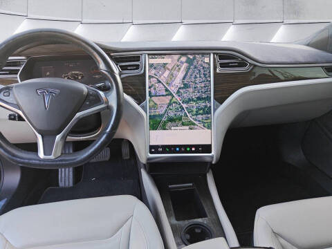 2015 Tesla Model S 70D