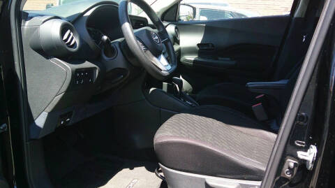 2022 Nissan Kicks S