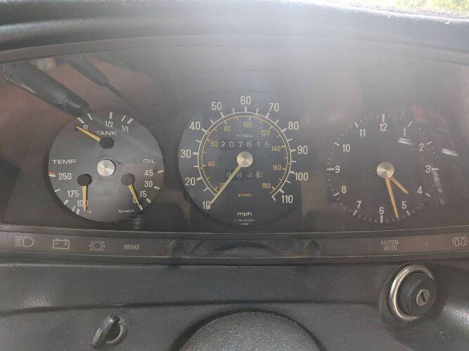 1977 Mercedes-Benz 300-Class