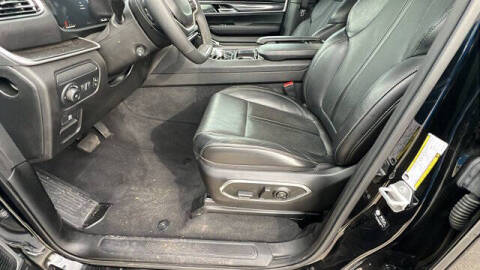 2024 Jeep Wagoneer L