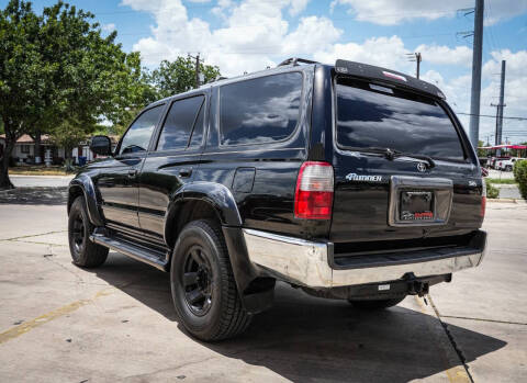 2000 Toyota 4Runner SR5