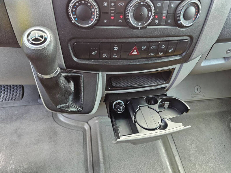 2014 Mercedes-Benz Sprinter 2500