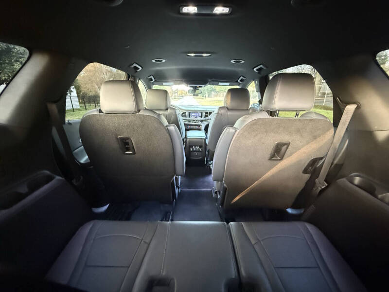 2022 Buick Enclave Essence