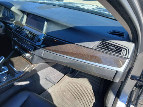 2016 BMW 5 Series 528i