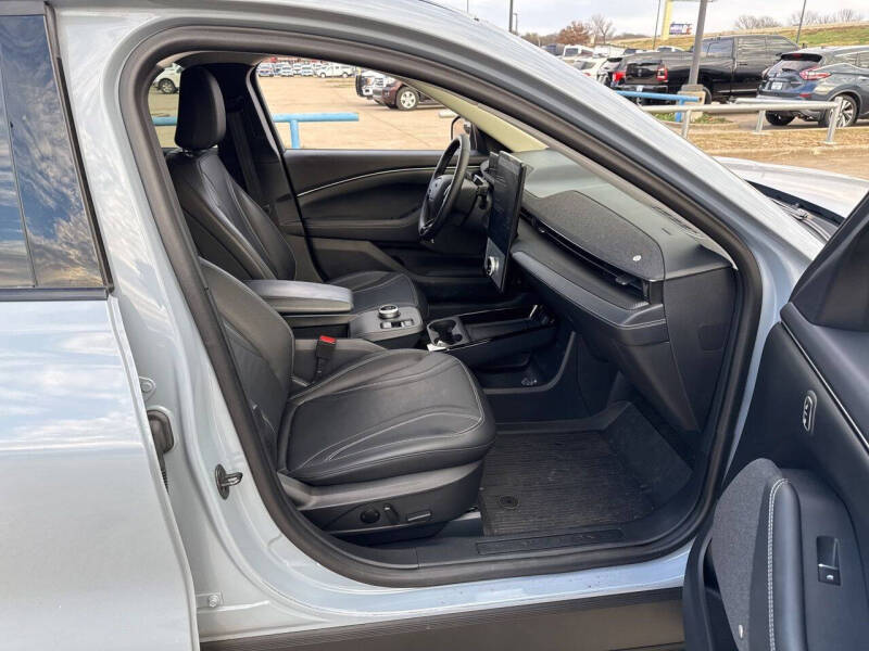 2024 Ford Mustang Mach-E Premium