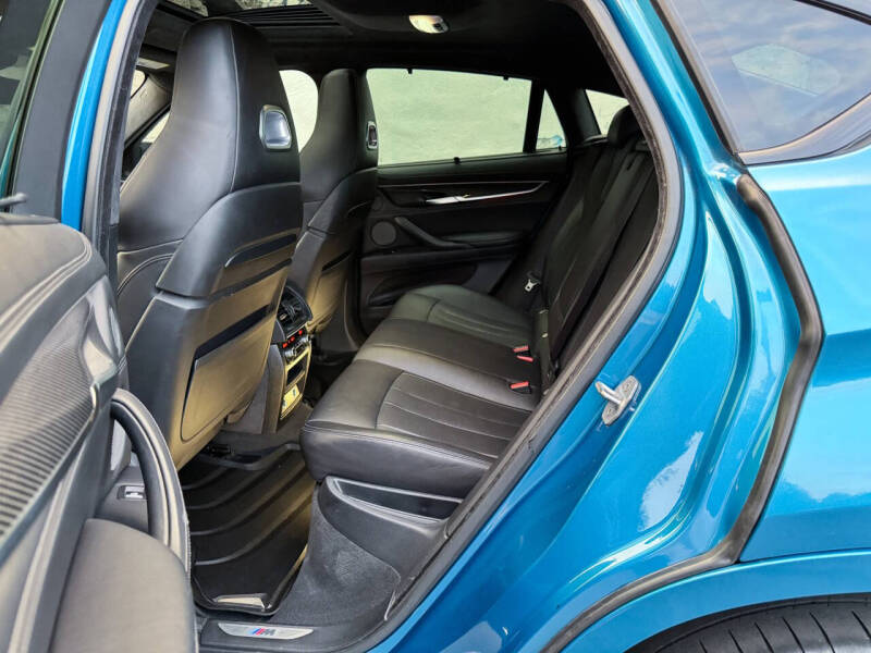 2016 BMW X6 M