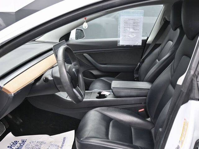 2019 Tesla Model 3 Standard Range Plus