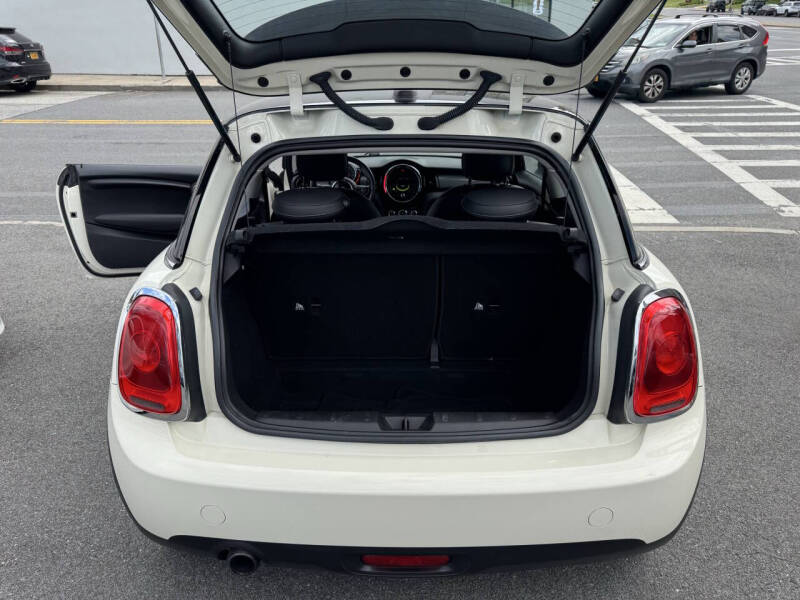 2017 MINI Hardtop 2 Door Cooper