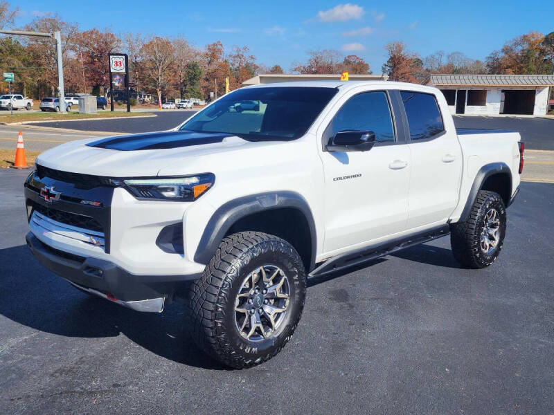 2024 Chevrolet Colorado ZR2's photo