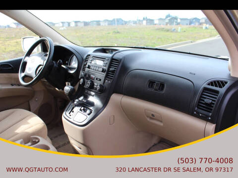 2007 Hyundai Entourage