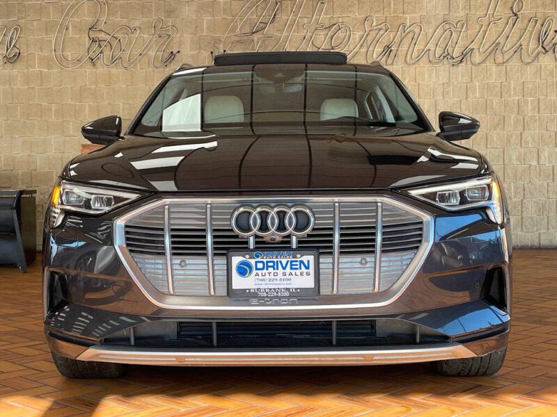 2019 Audi e-tron quattro Premium Plus