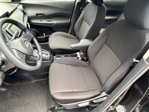 2025 Nissan Kicks Play S