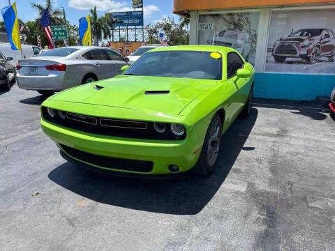 2015 Dodge Challenger for sale at VALDO AUTO SALES in Hialeah FL