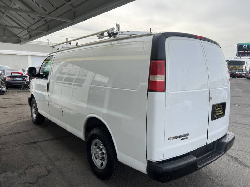 2015 Chevrolet Express 2500