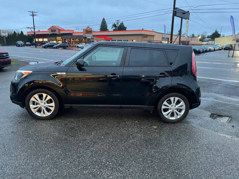 2016 Kia Soul +