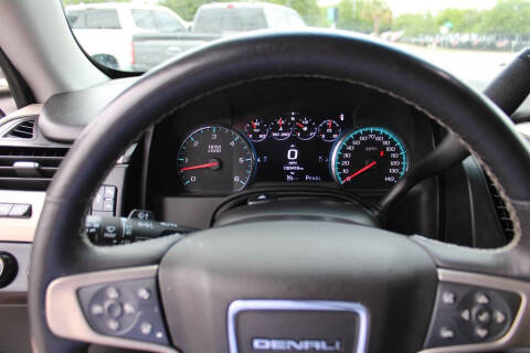 2017 GMC Yukon Denali