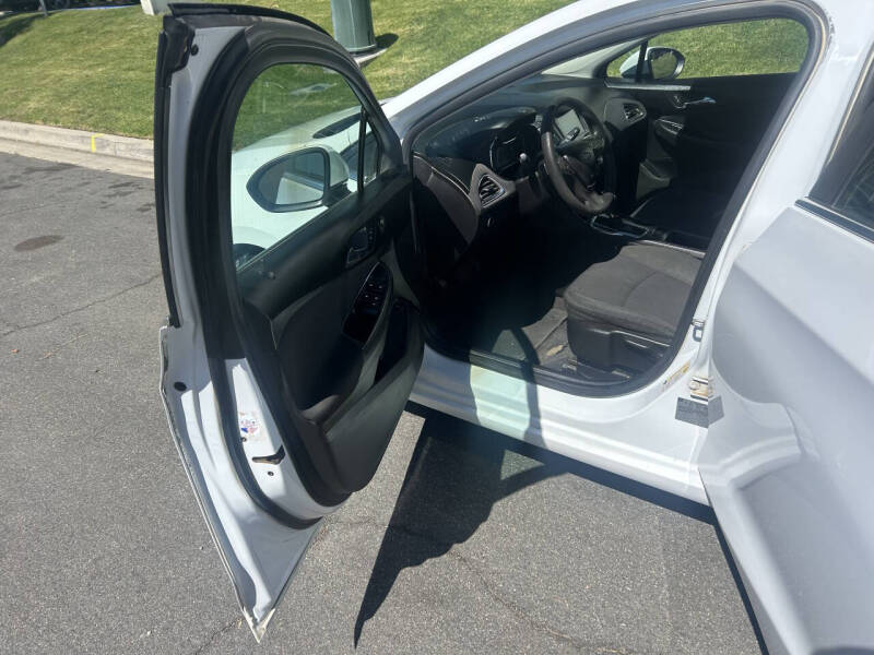 2017 Chevrolet Cruze LT Auto