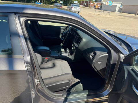 2016 Dodge Charger SE