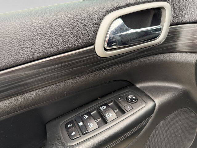 2020 Jeep Grand Cherokee Laredo E