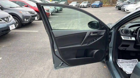 2013 Mazda MAZDA3 i Touring