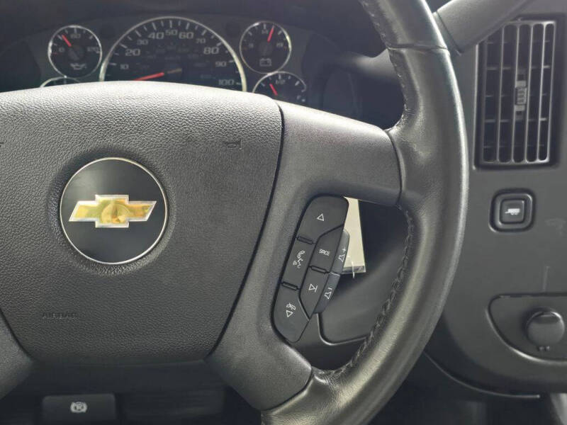 2022 Chevrolet Express 3500