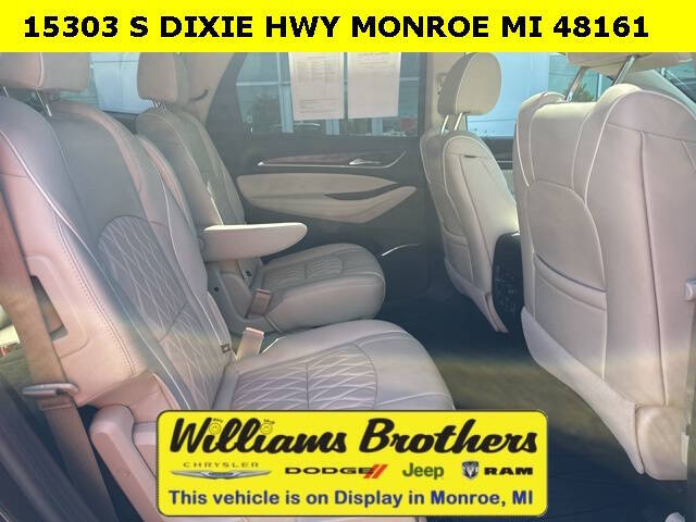 2023 Buick Enclave Avenir