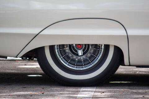 1964 Ford Thunderbird