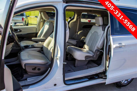 2021 Chrysler Pacifica Touring L