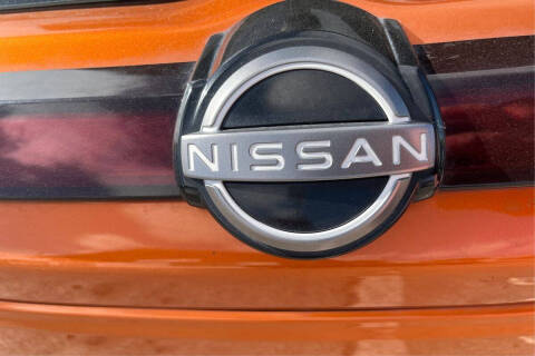 2022 Nissan Kicks SR