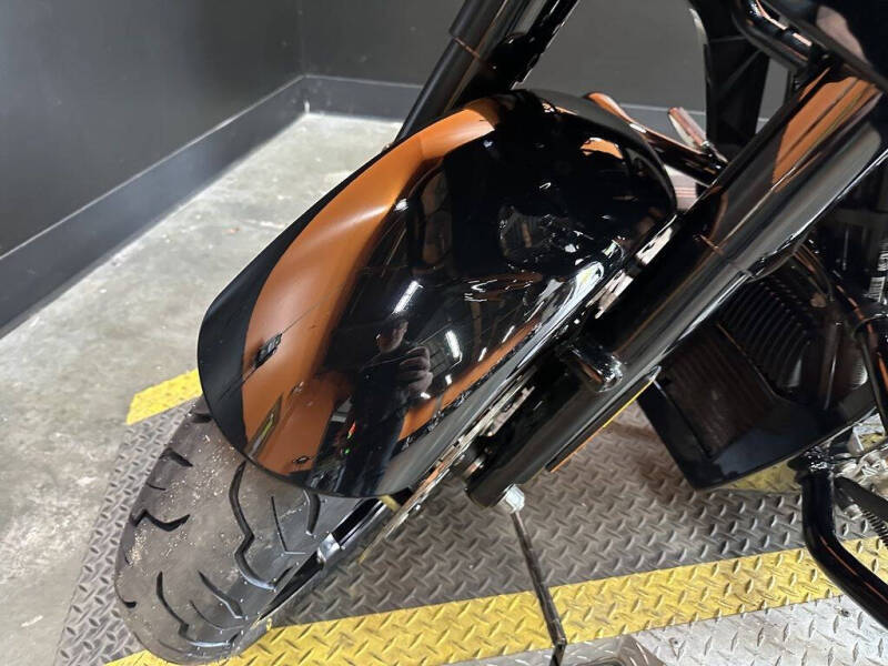 2022 Harley-Davidson FLTRXS - Road Glide Spec