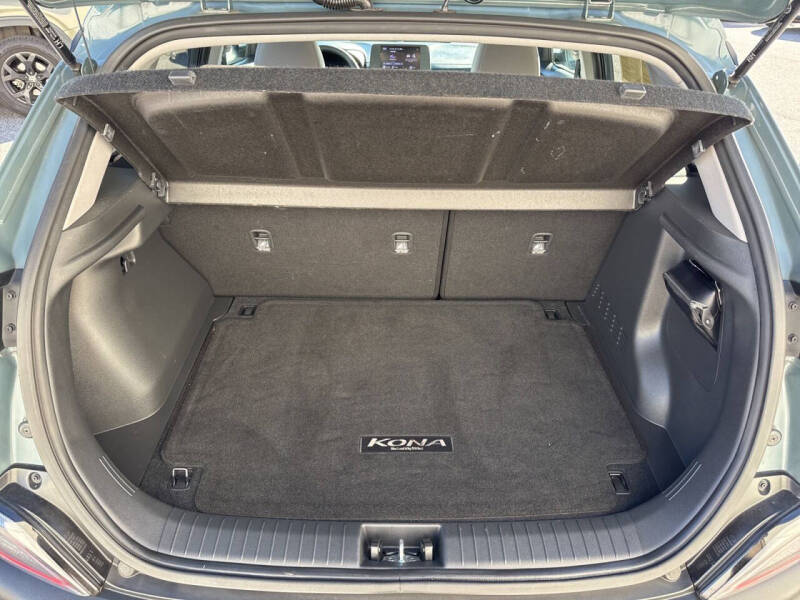 2022 Hyundai Kona SEL