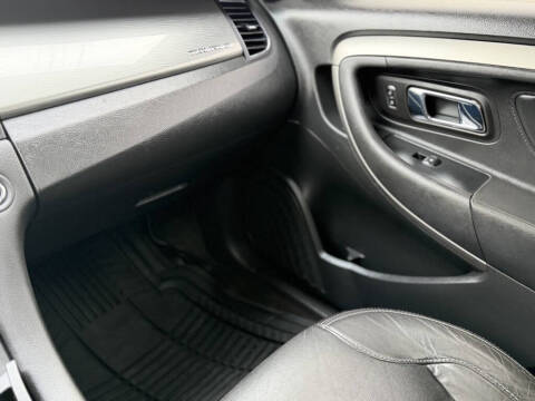 2013 Ford Taurus SEL