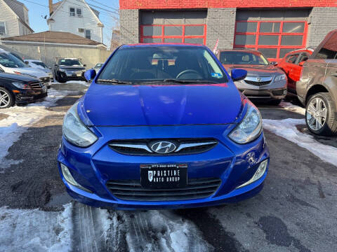 2012 Hyundai Accent SE