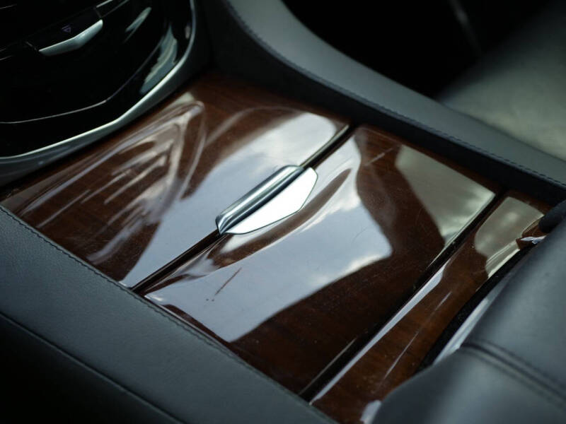 2020 Cadillac Escalade Premium Luxury