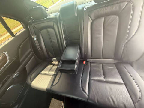 2018 Lincoln Continental Select