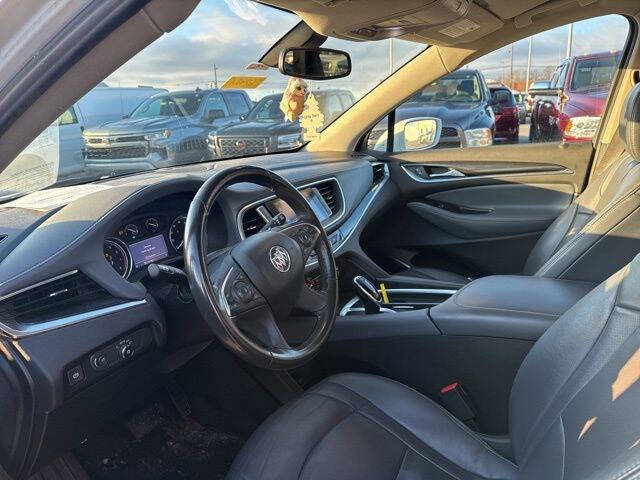 2020 Buick Enclave Essence