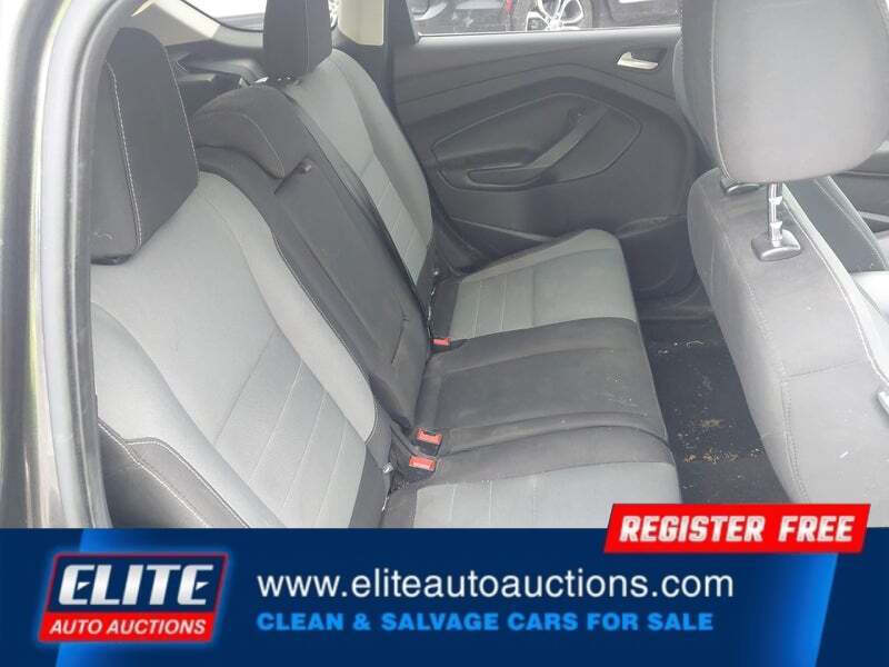 2016 Ford Escape SE